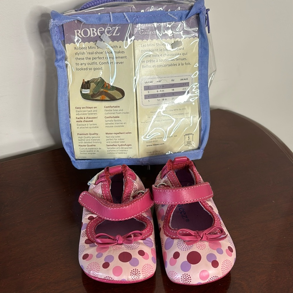 Robeez fireworks, MJ, pastel pink girls, mini shoes, size 2